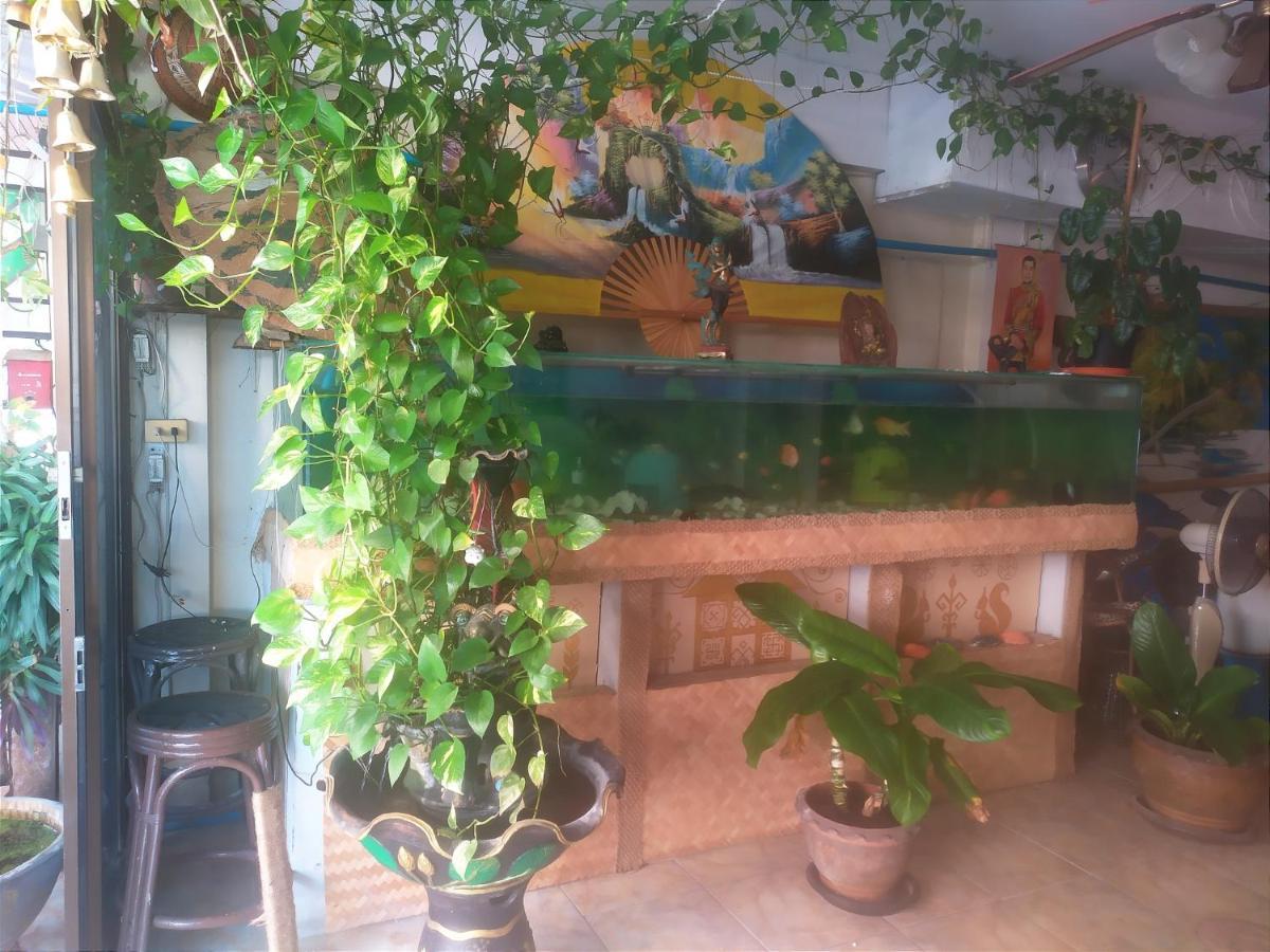 Artem'S Guesthouse Jomtien Beach Exterior foto